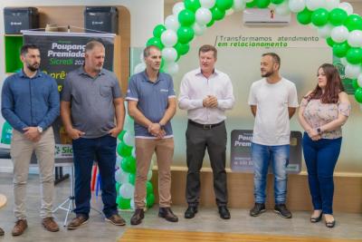 Associado de Campo Bonito (PR) ganha meio milhÃ£o de reais no sorteio especial de outubro da PoupanÃ§a Premiada Sicredi